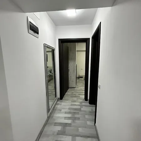 1 Mai - Luxury Park Apartments - Self Check-In - Private Parking - 1 Craiova Exterior photo