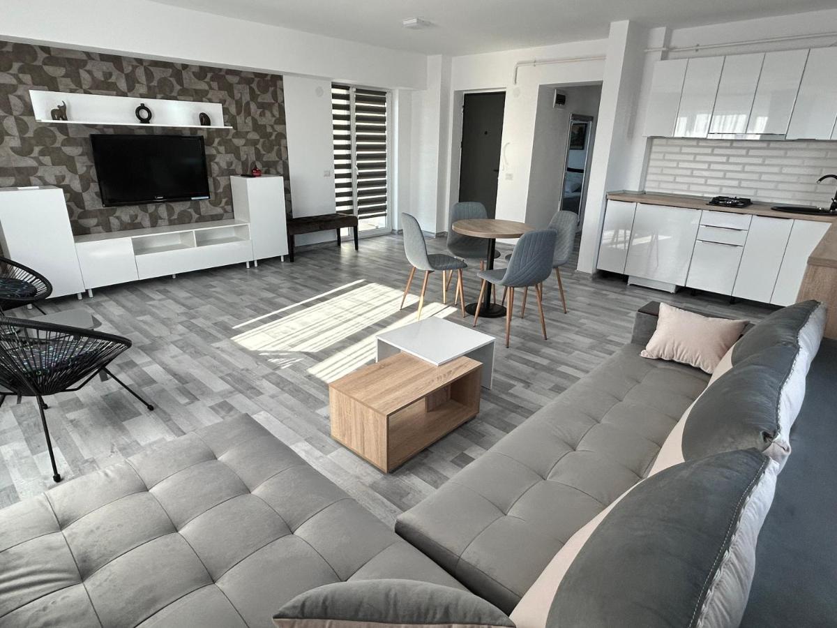 Apartment 1 Mai - Luxury Park - Self Check-in - Private Parking - 1 *