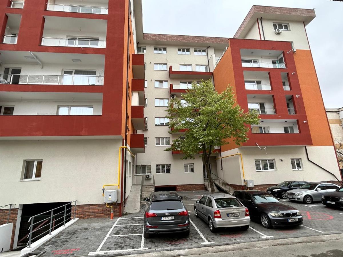 Apartamento 1 Mai - Luxury Park - Self Check-in - Private Parking - 1 Craiova